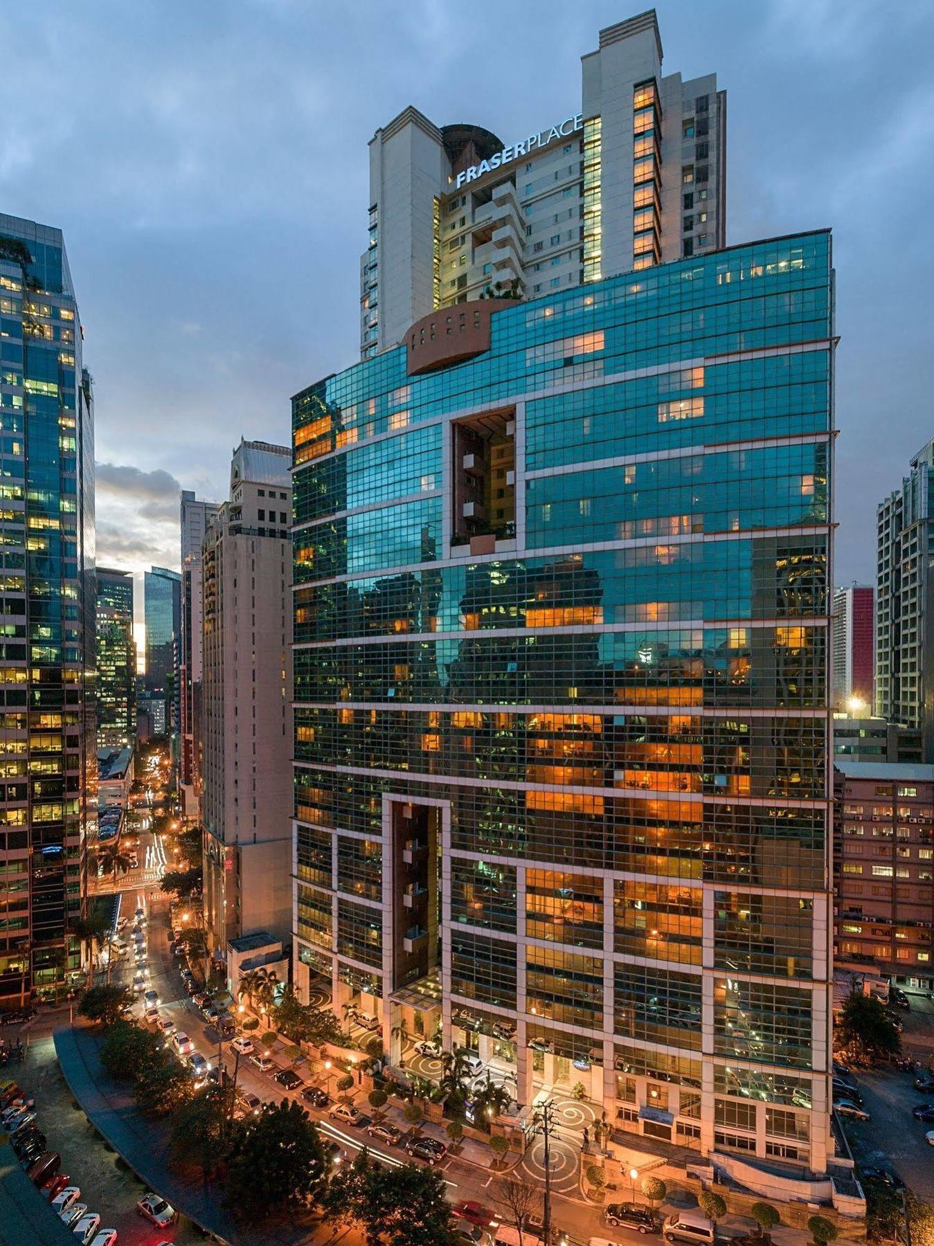 Fraser Place Manila Makati City Екстер'єр фото