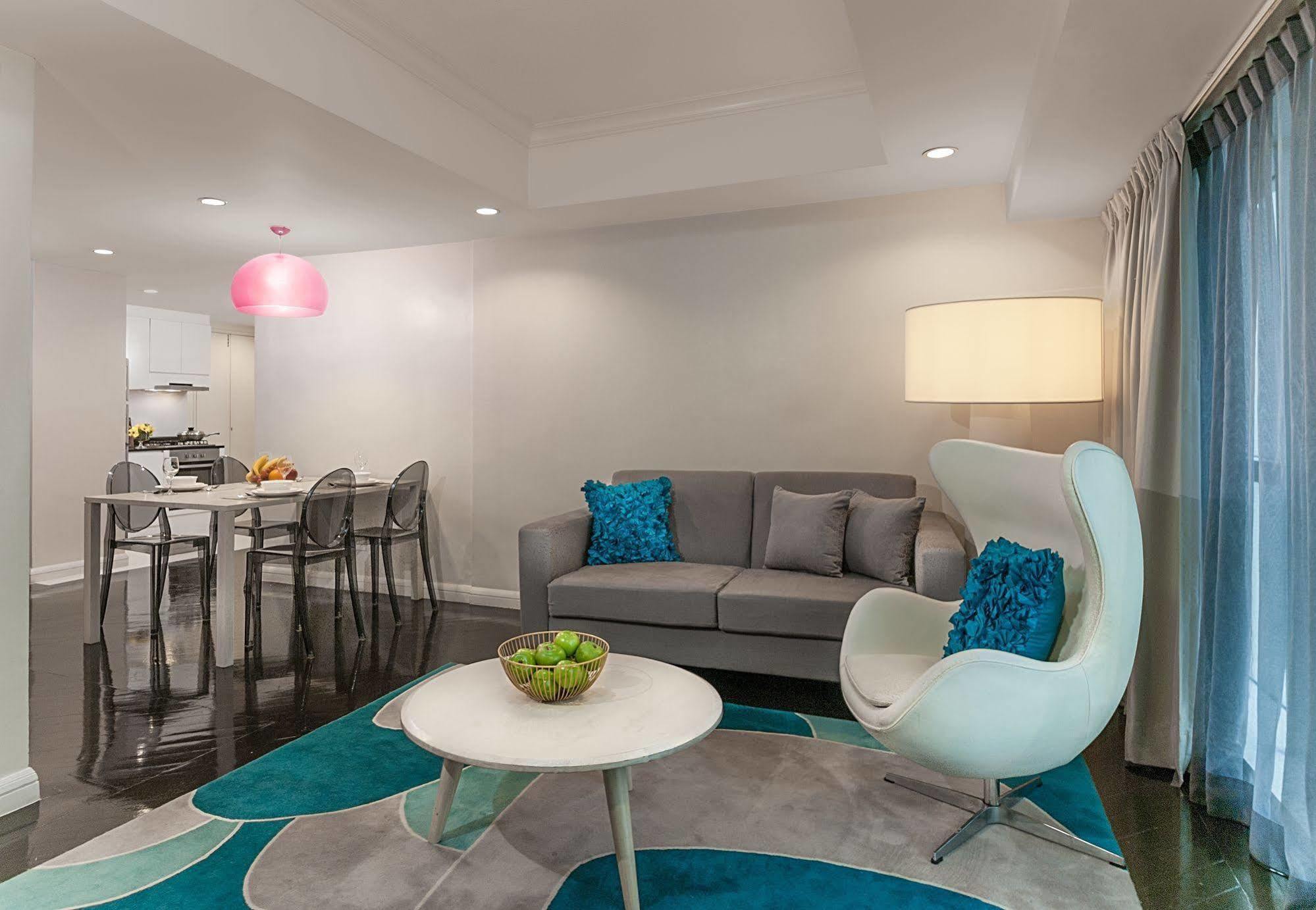 Fraser Place Manila Makati City Екстер'єр фото