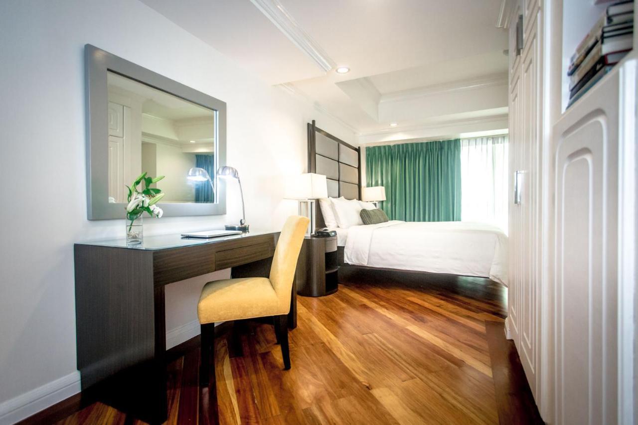 Fraser Place Manila Makati City Екстер'єр фото