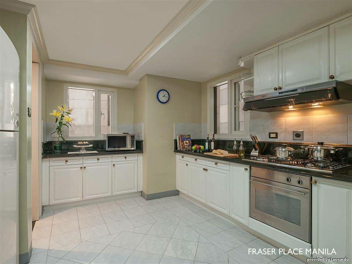 Fraser Place Manila Makati City Екстер'єр фото